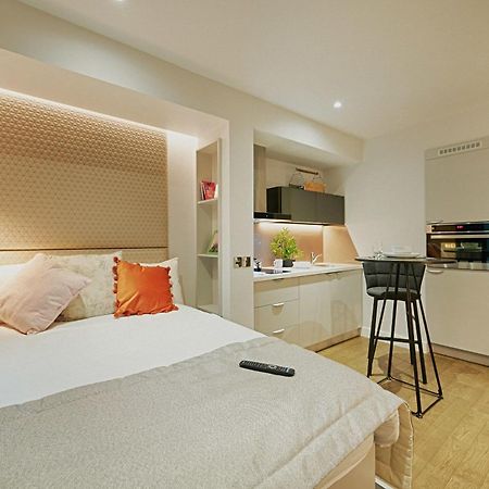 Fully Equipped Modern Studios In Glasgow West End For Students Only מראה חיצוני תמונה
