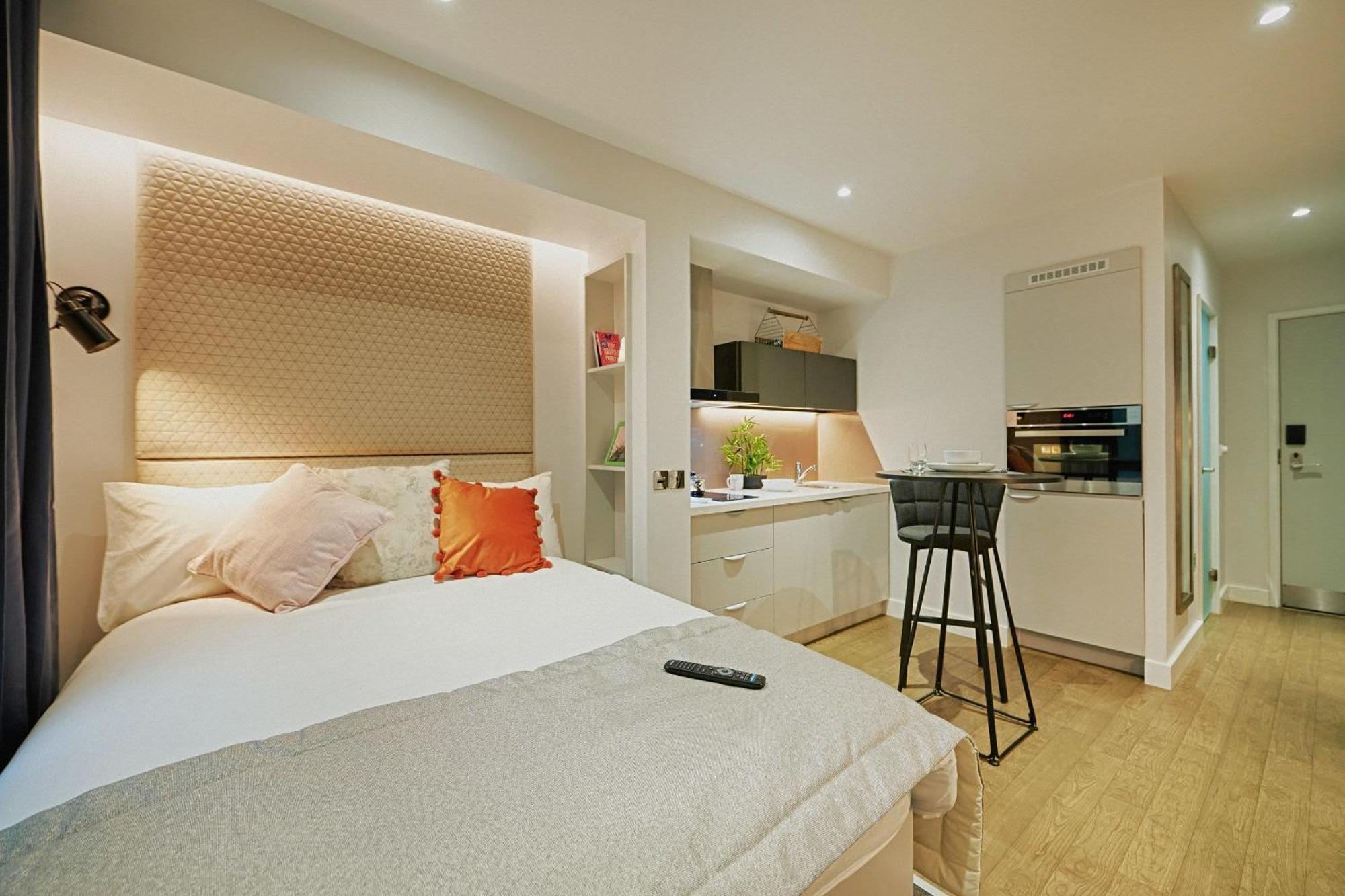 Fully Equipped Modern Studios In Glasgow West End For Students Only מראה חיצוני תמונה